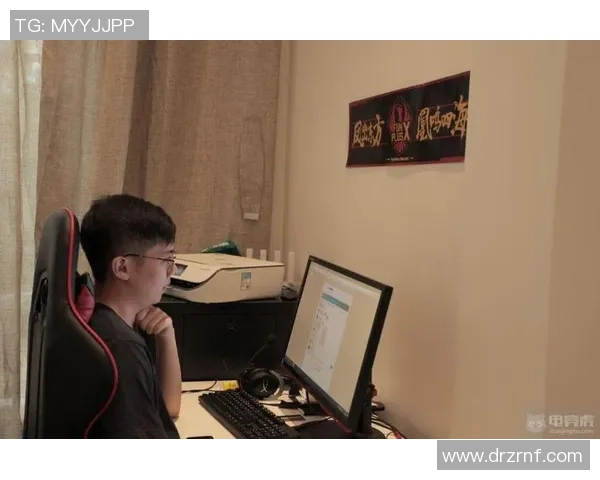 青年赛分析：FPX展现出卓越的战术灵活性与团队协作能力